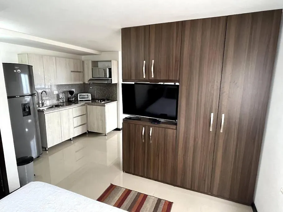 Gorgeous Studio Apt El Poblado. Best Area in MDE Medellín